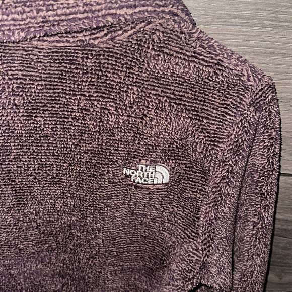 The North Face Purple Osito Fleece Jacket💜 - Picture 3 of 9